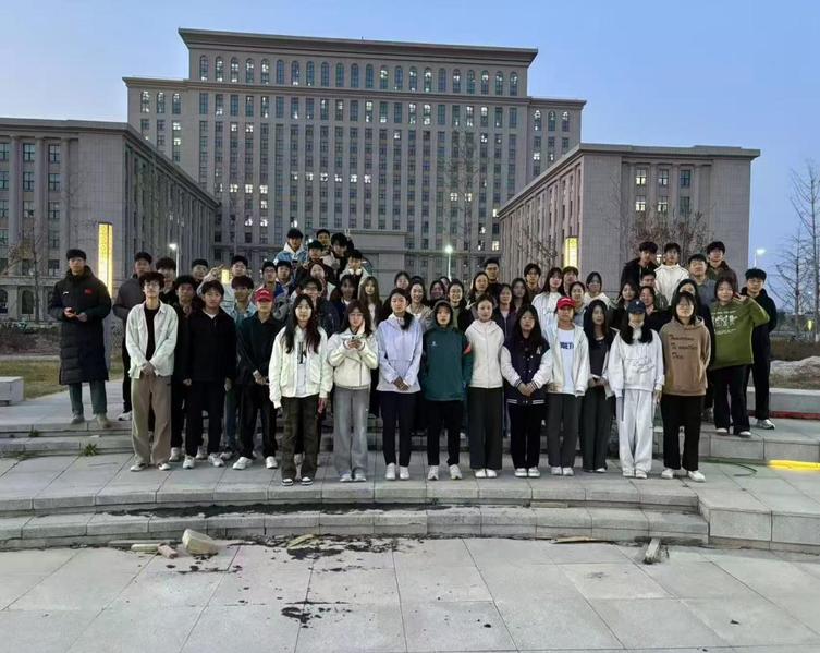 材料科学与工程学院开展“材子有...