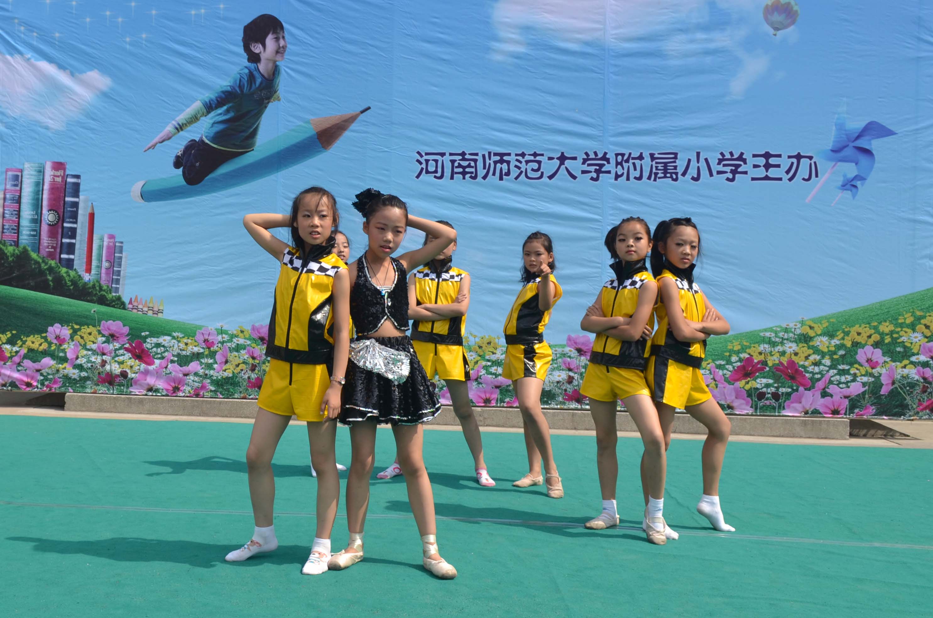 四二班:《爵士芭蕾》